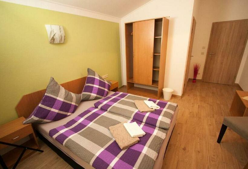 스탠다드 룸, Pension Diener