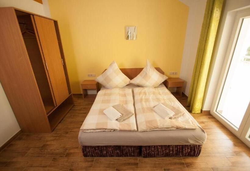 스탠다드 룸, Pension Diener