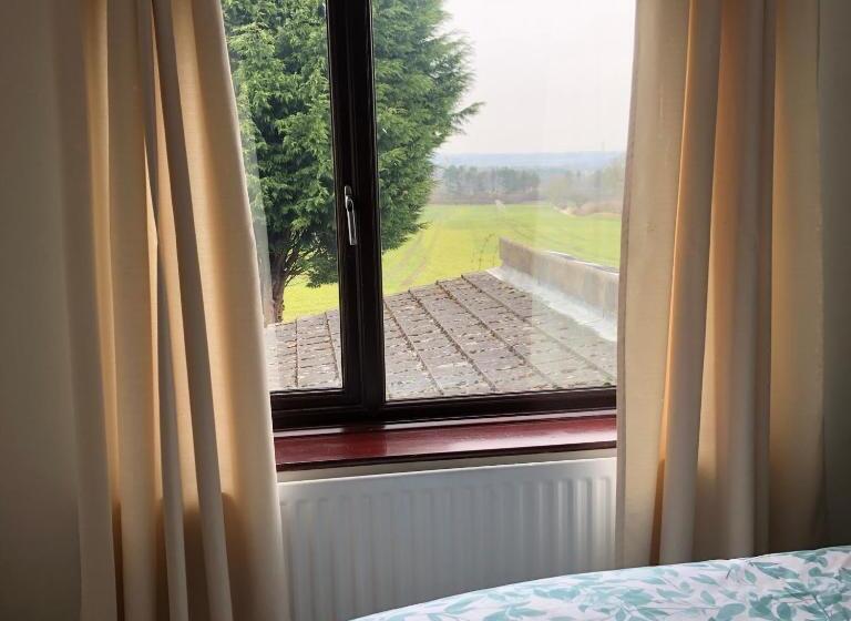 디럭스 룸, Dunedin House Nedderton Village Bedling