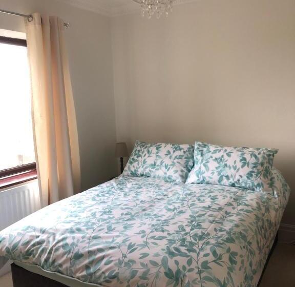 Номер Deluxe, Dunedin House Nedderton Village Bedling
