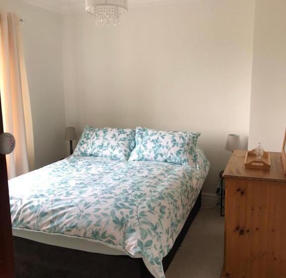 디럭스 룸, Dunedin House Nedderton Village Bedling