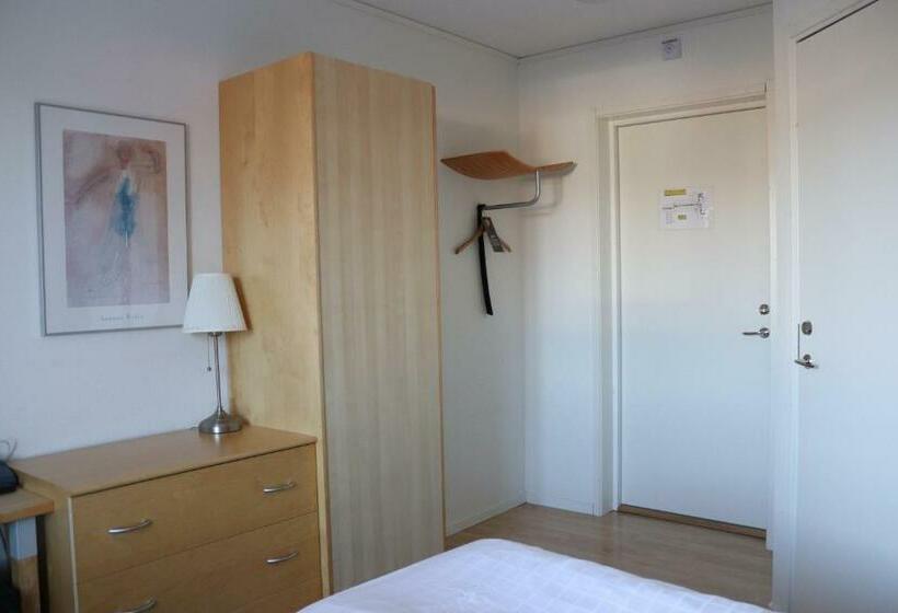 标准间, L Tjamstan Malå