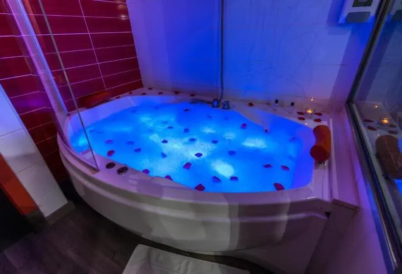 デラックスルーム, Motel Emoções