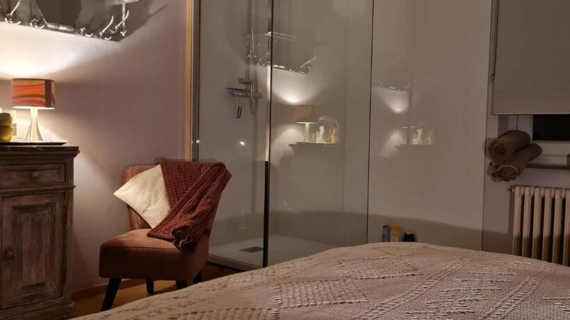 带1个卧室的别墅, Bed Vue Sur Vallée De La Meuse Namur