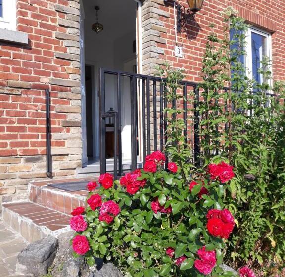 带1个卧室的别墅, Bed Vue Sur Vallée De La Meuse Namur