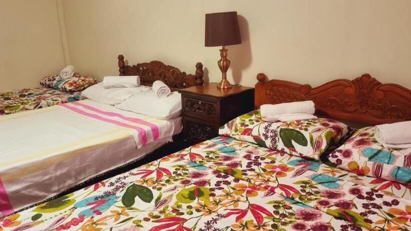 اتاق خانوادگی, Casa Familya