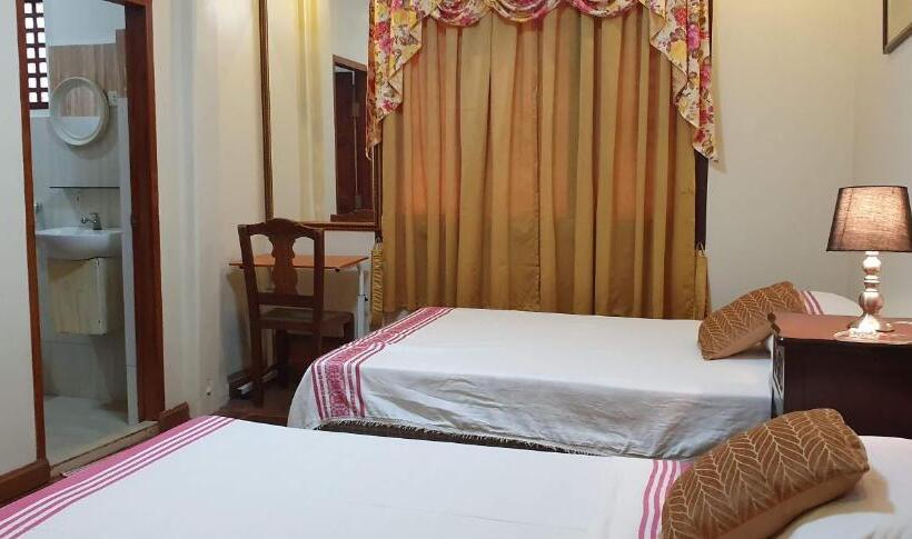 اتاق استاندارد سه نفره, Casa Familya