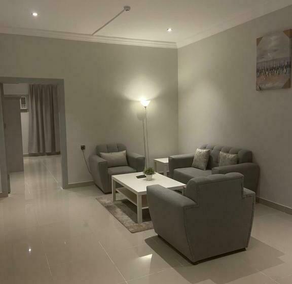 شقة غرفة واحدة, الليلك سويتس