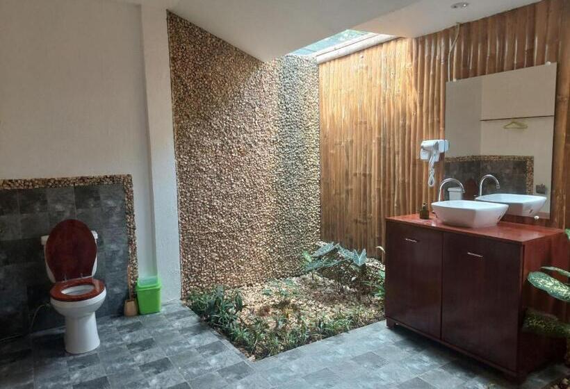 חדר סטנדרט עם טרסה, Becano Restobar And Resort