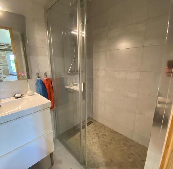 חדר סטנדרט נוף לגינה, Domaine De Kerdavid Chambres D Hôtes à Remungol