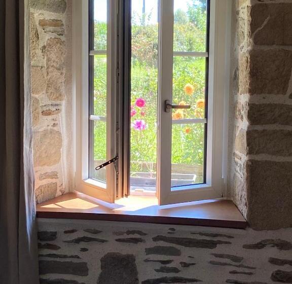 חדר סטנדרט נוף לגינה, Domaine De Kerdavid Chambres D Hôtes à Remungol