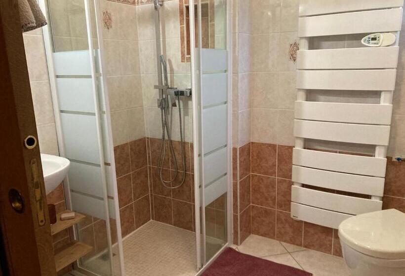 디럭스 룸, Manoir Du Griffon