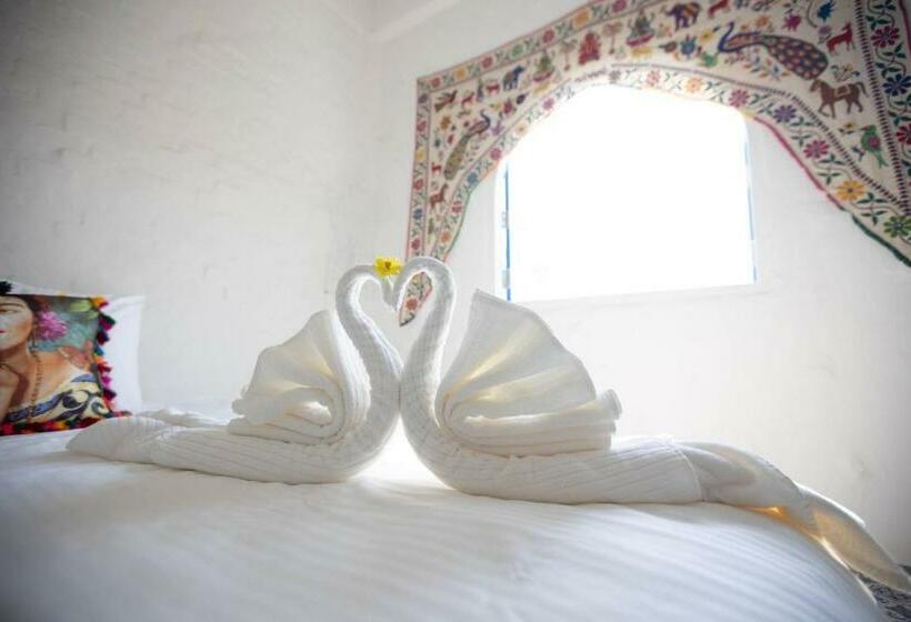 חדר סטנדרט עם מיטת קינג, Frida Friday