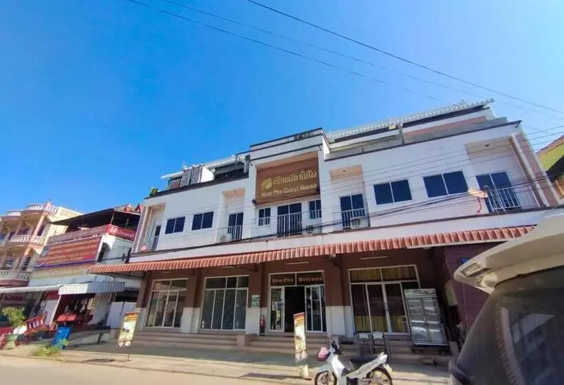 スタンダードルーム, Hom Pho Guesthouse
