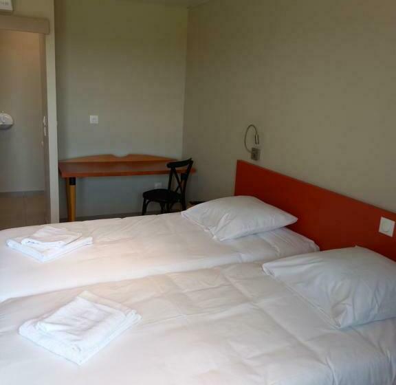 스탠다드 룸, Hôtel La Croix De Mille