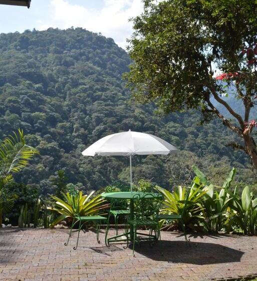 스탠다드 트리플 룸, Tambo Quinde