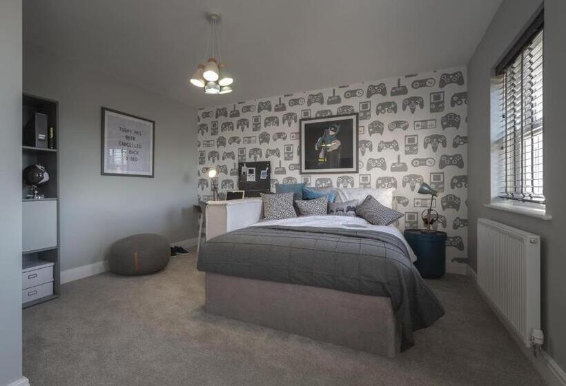 בית, חדר שינה 1, The Heyford