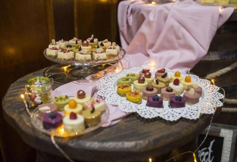 バスタブ付きスタンダードルーム, Vinné Sklepy Skalák