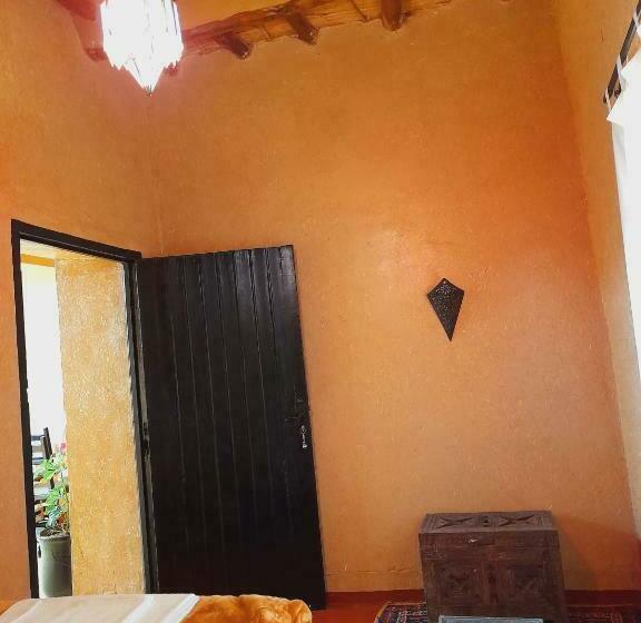 اتاق استاندارد, Gite D étape Nomade