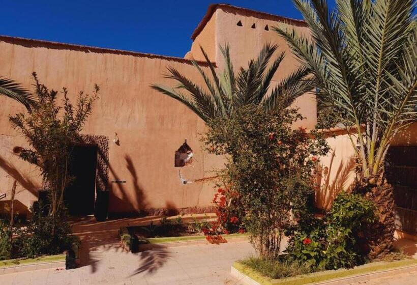 اتاق راحتی سه تخته, Gite D étape Nomade