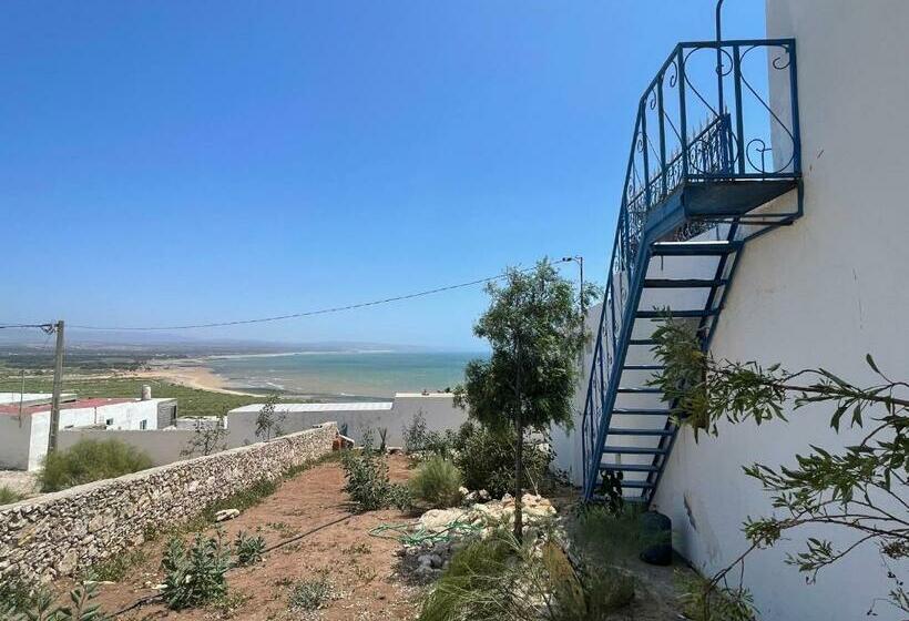 اتاق استاندارد با چشم‌انداز دریا, La Chambre Tafokt