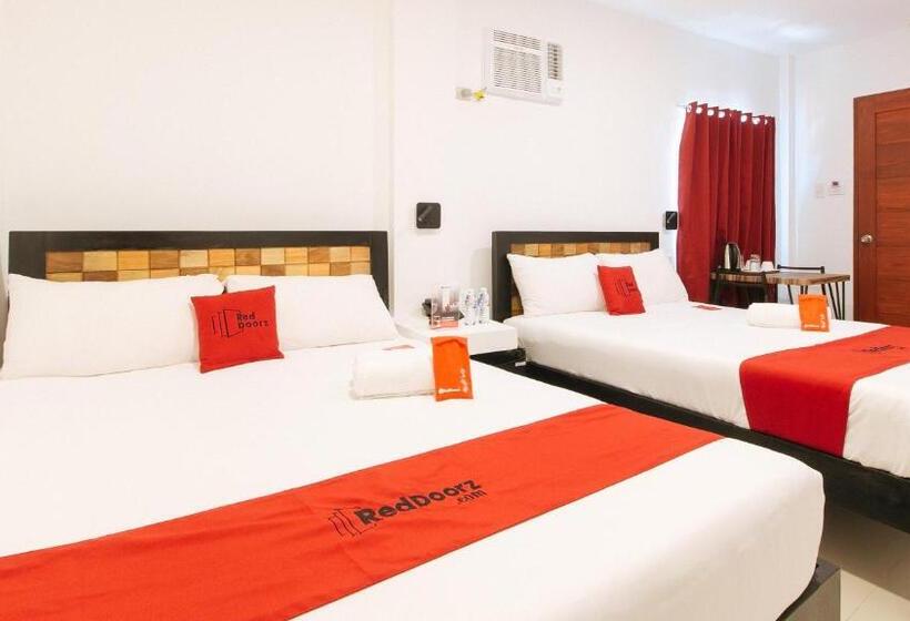 חדר משפחתי דלוקס, Reddoorz @ Realmar Resort Hotel Pangasinan