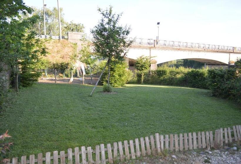 חדר סטנדרט לארבעה, B&b La Casa Sul Fiume