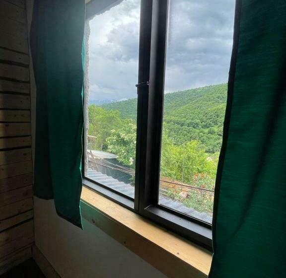 غرفة قياسية مطلة على الجبل, Kamis Guesthouse