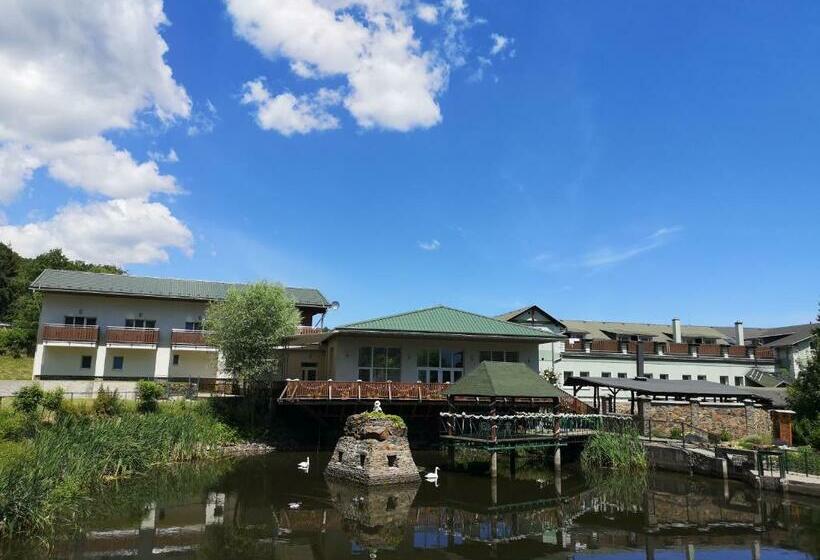 标准三人间, Biele Studničky Dargov