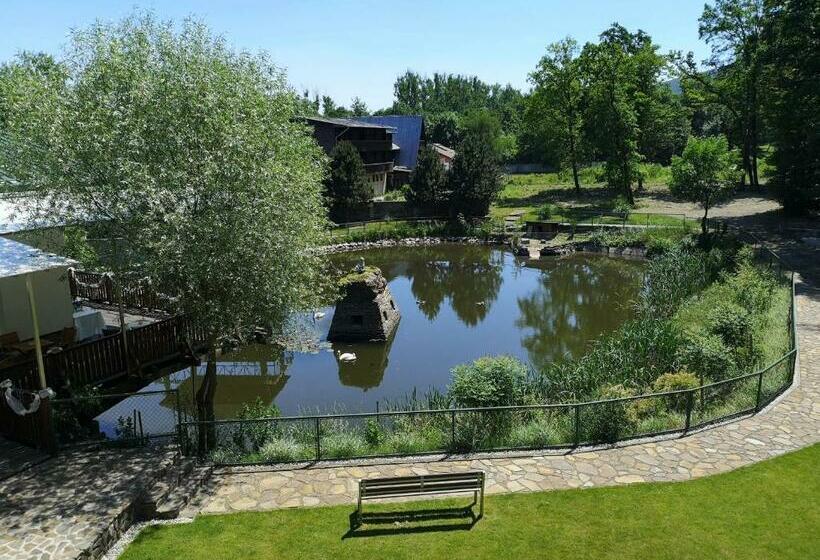 标准三人间, Biele Studničky Dargov