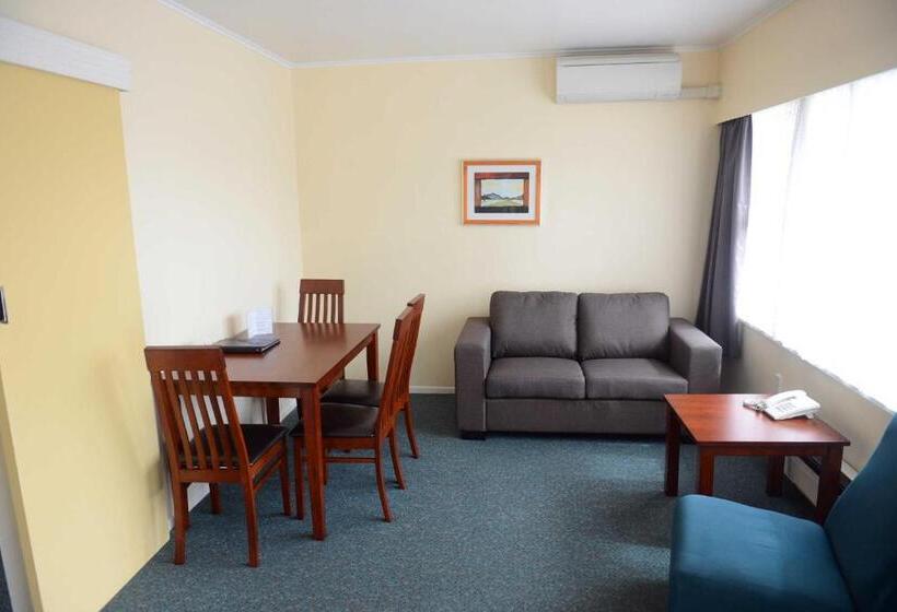 Апартаменты 2 Спальни, Classic Motel