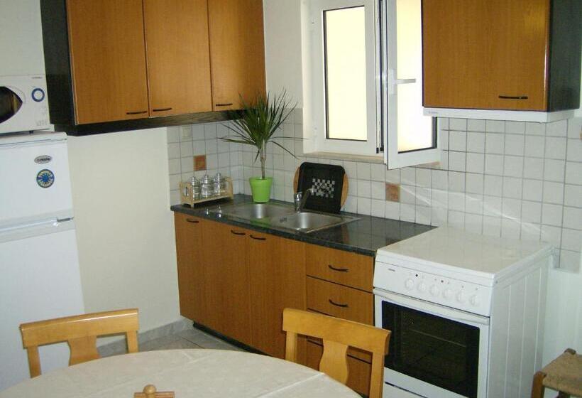 סוויטה עם ג'קוזי, Creta Suites