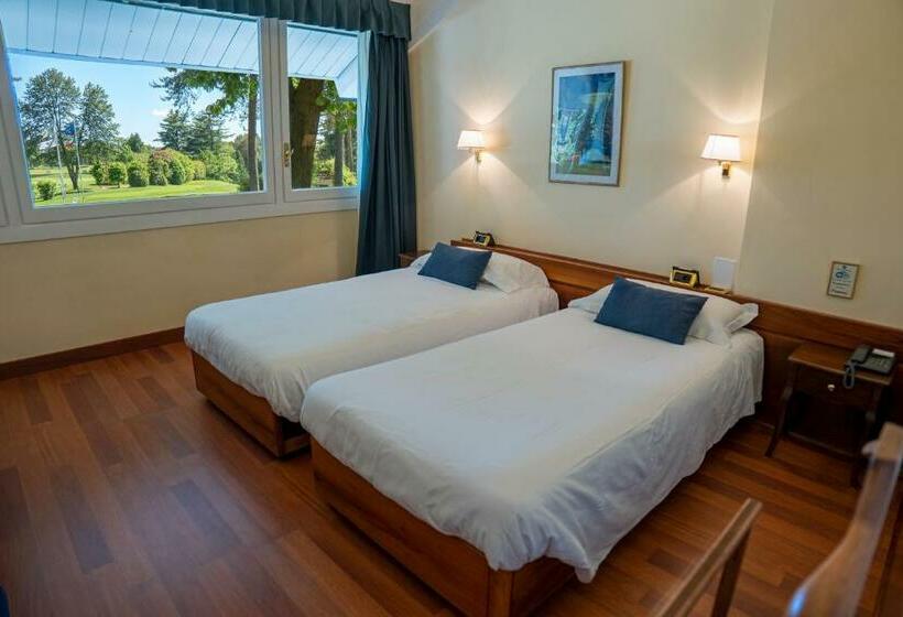 غرفة قياسية, Golf Hotel La Pinetina