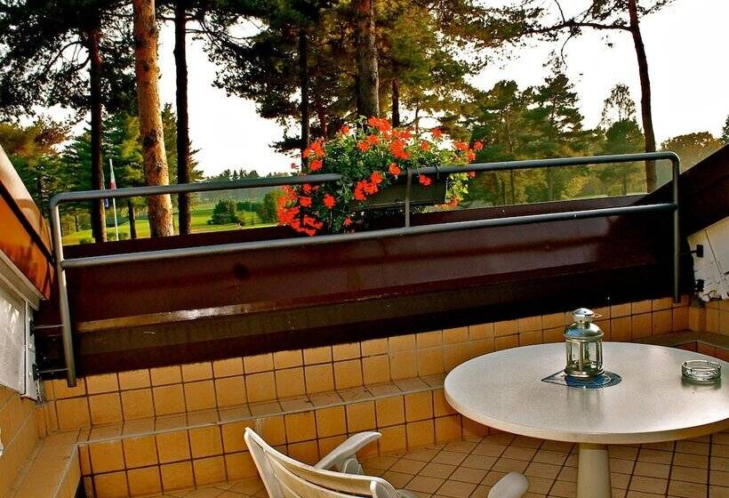 Номер Стандарт, Golf Hotel La Pinetina