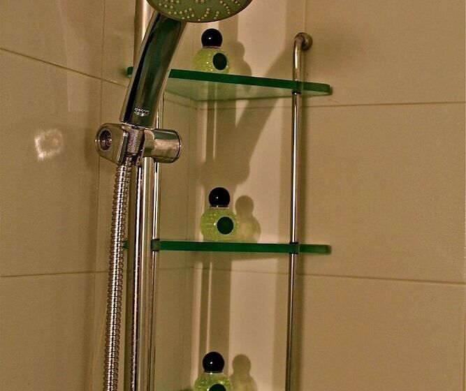 غرفة قياسية, Golf Hotel La Pinetina