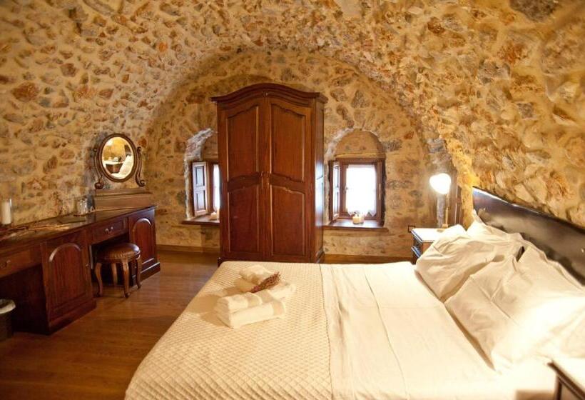 غرفة سوبيريور, Archontiko Hatzipanayioti