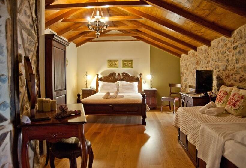 غرفة قياسية ثلاثية, Archontiko Hatzipanayioti