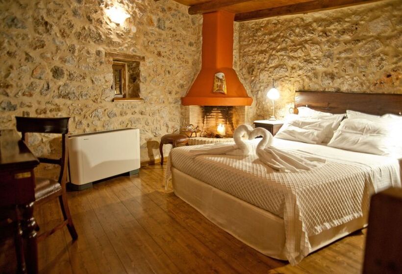 غرفة قياسية ثلاثية, Archontiko Hatzipanayioti