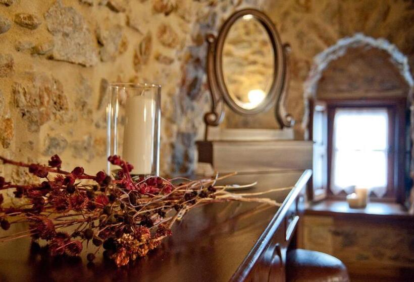 غرفة سوبيريور, Archontiko Hatzipanayioti