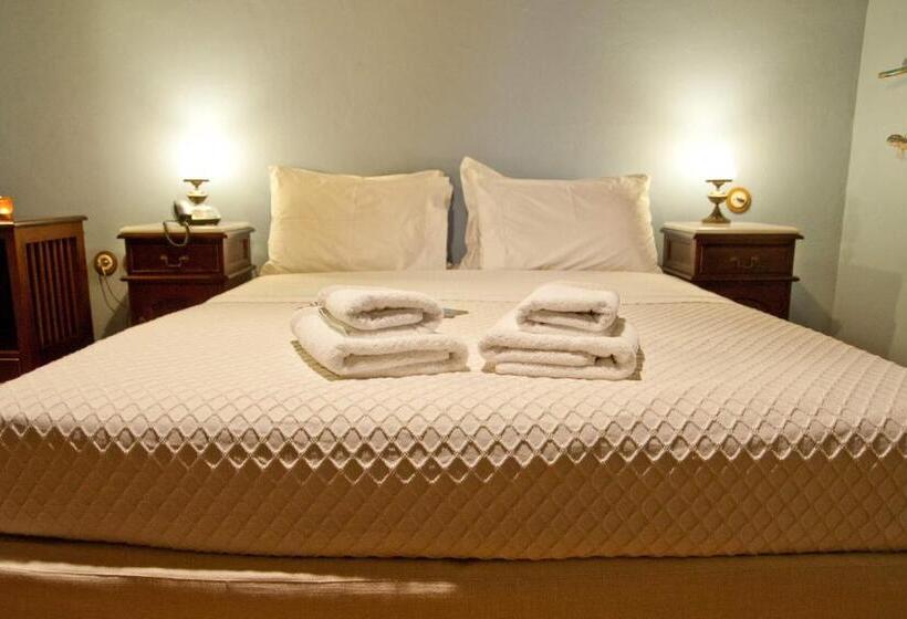 غرفة قياسية, Archontiko Hatzipanayioti