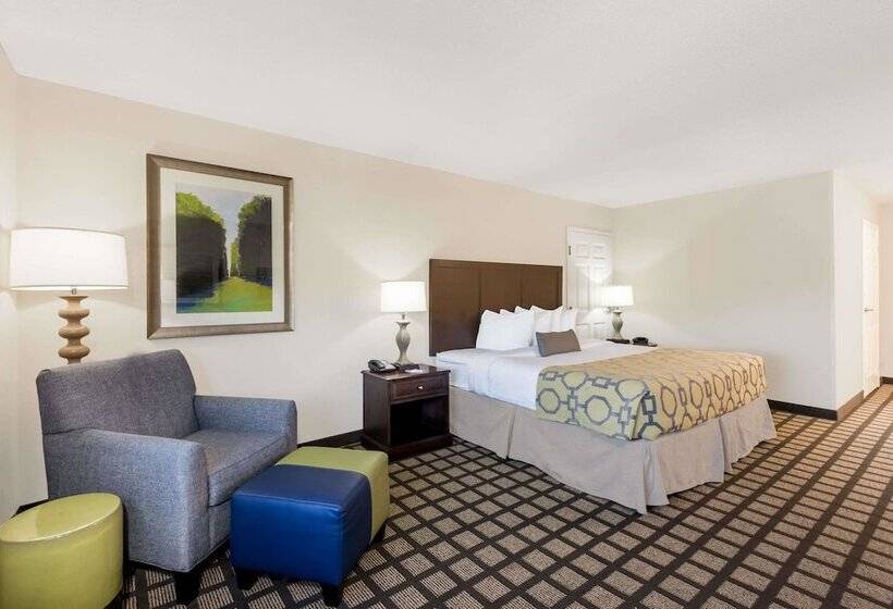 スイート, Baymont By Wyndham Erie