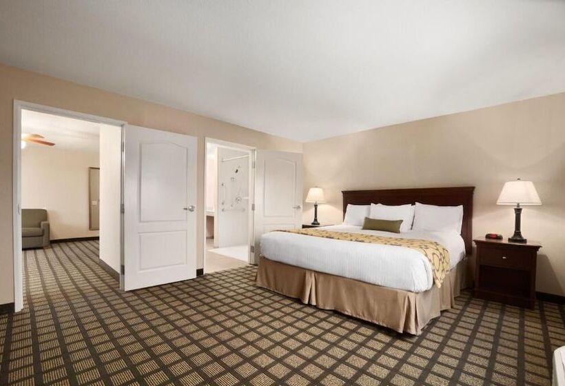 Люкс, Baymont Inn & Suites By Wyndham Odessa