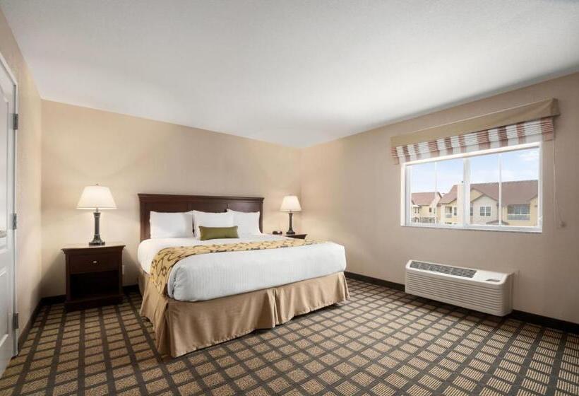 Стандартный Номер Кровать Кинг, Baymont Inn & Suites By Wyndham Odessa