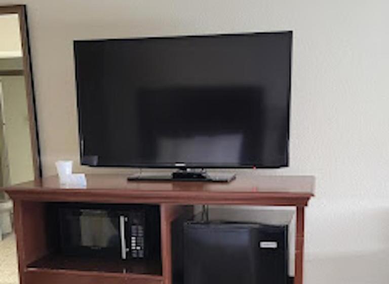 キングサイズベッドのスタンダードルーム, Baymont Inn & Suites By Wyndham Odessa