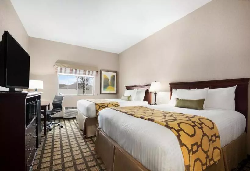身障者適用スタンダードルーム, Baymont Inn & Suites By Wyndham Odessa