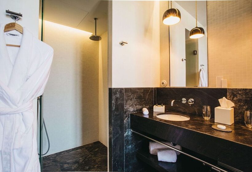 スタンダードインサイドビュールーム, Faustino Gran Relais & Chateaux