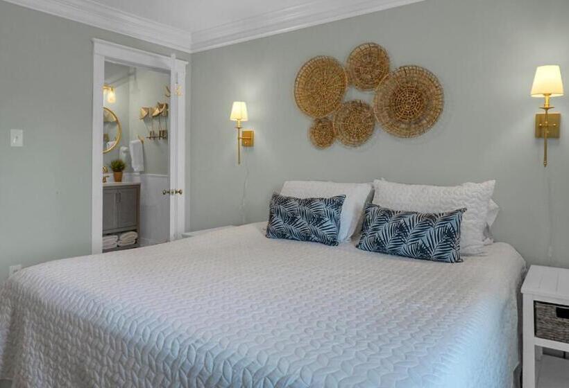 جناح سرير كينج, Carolina Beach Inn