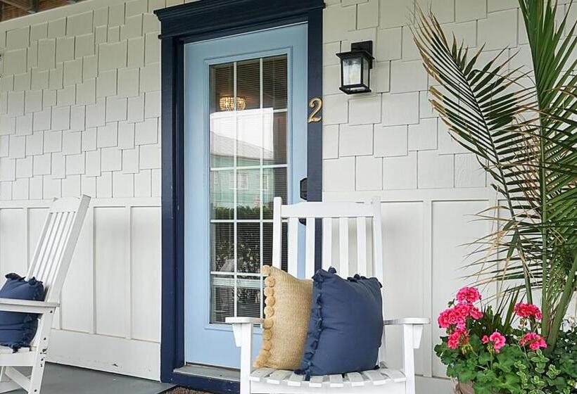 جناح, Carolina Beach Inn