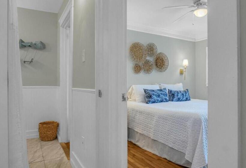 جناح سرير كينج, Carolina Beach Inn