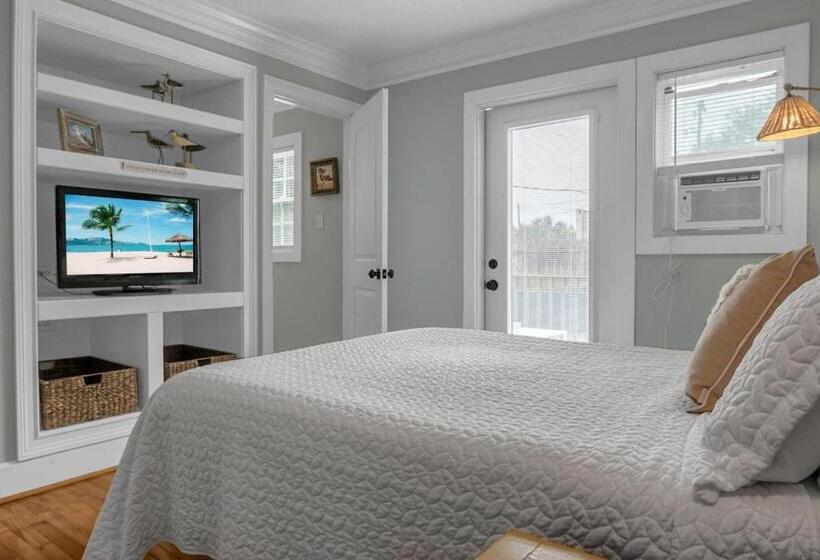 جناح, Carolina Beach Inn